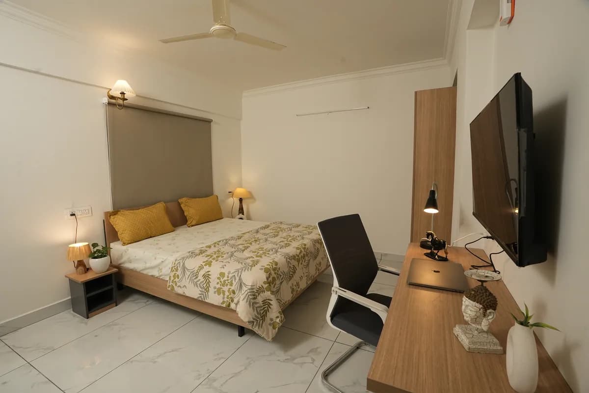 HomeSlice Sarjapur – Balcony Rooms — Sarjapur, Bengaluru
